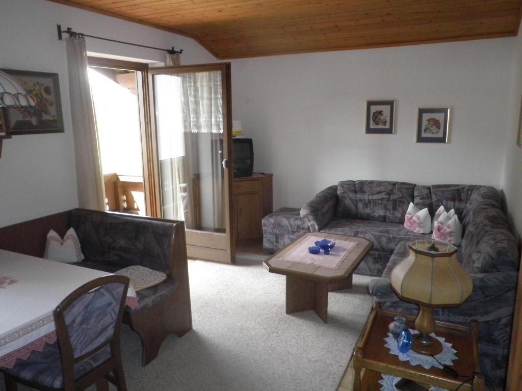 Haus Drescher Apartamento Obsteig Quarto foto